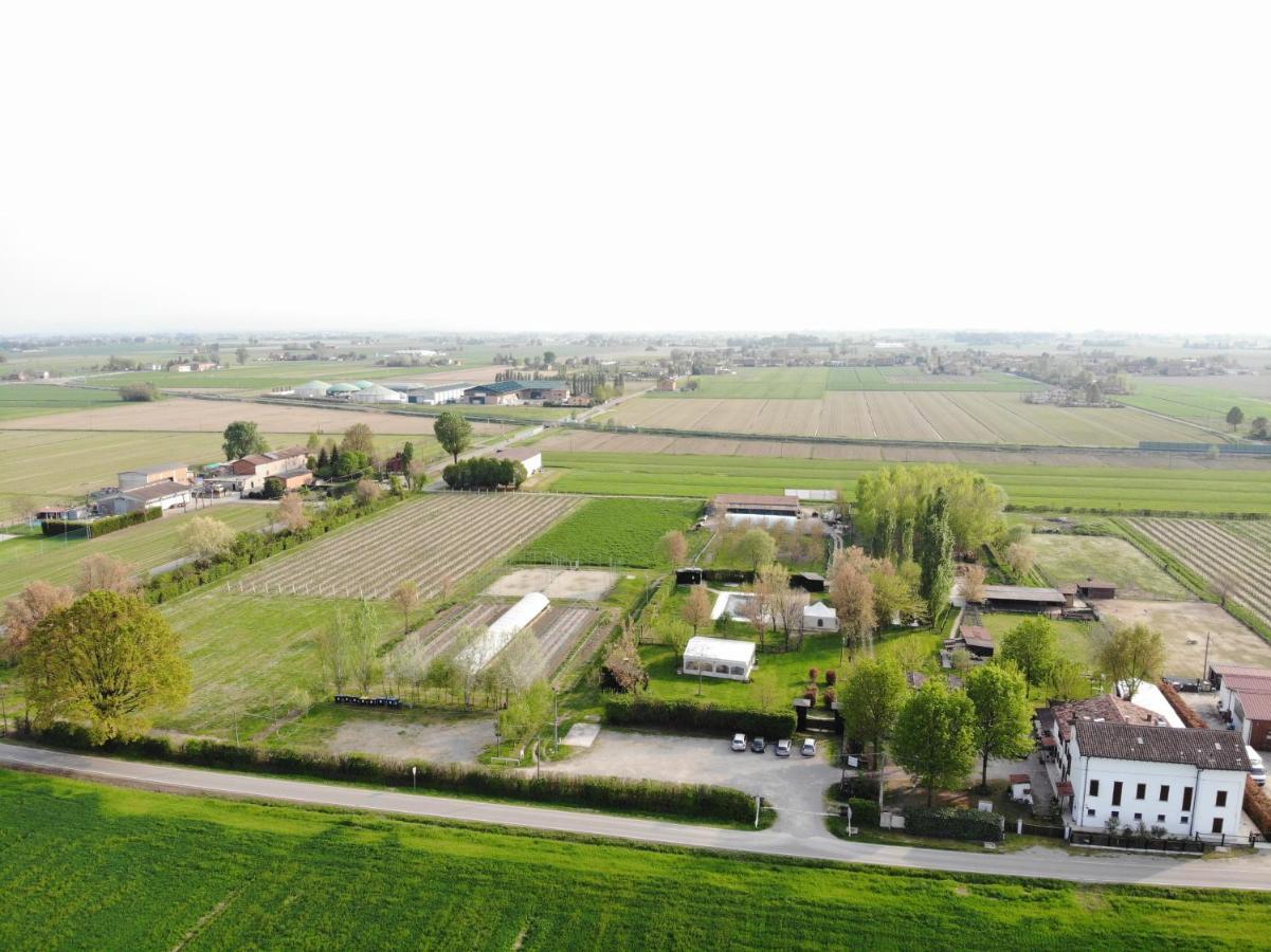 Agriturismo Casa Carpanelli Nonantola 外观 照片